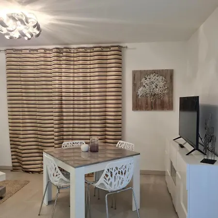 アパート Joli T2 Parc Sainte Helene アンティーブ